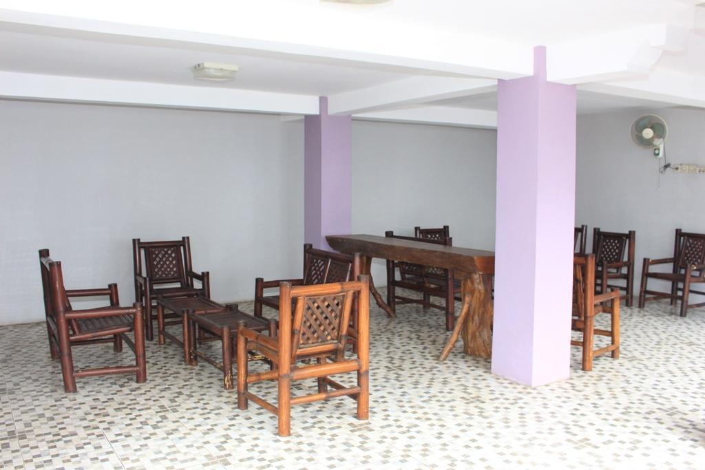 Baru Dua Beach Hotel Banyuwangi  Kültér fotó